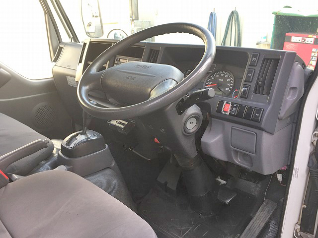 マツダタイタンボトルバン小型（2t・3t）[写真33]