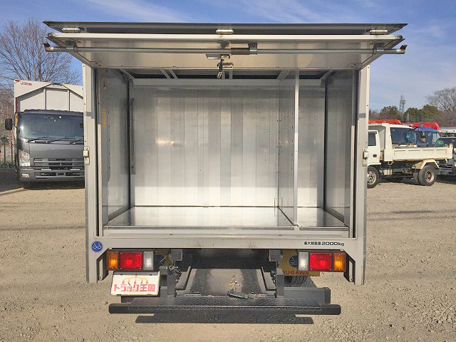 マツダタイタンボトルバン小型（2t・3t）[写真09]