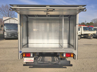 マツダタイタンボトルバン小型（2t・3t）[写真09]