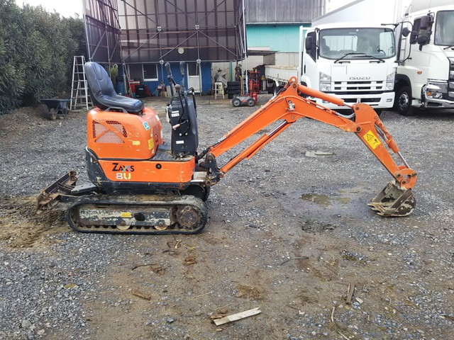 中古ミニユンボ（ミニバックホー） 日立 三重・静岡・岐阜 （ZX8U-2