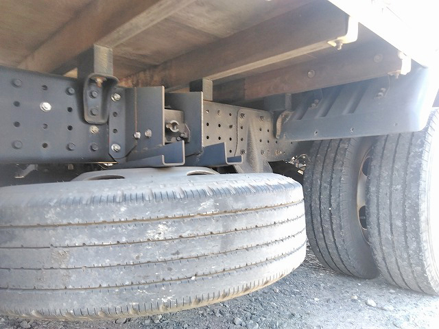 三菱ふそうキャンター平ボディ小型（2t・3t）[写真08]