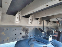 三菱ふそうキャンターアルミウイング小型（2t・3t）[写真24]