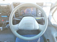 三菱ふそうキャンターアルミウイング小型（2t・3t）[写真35]