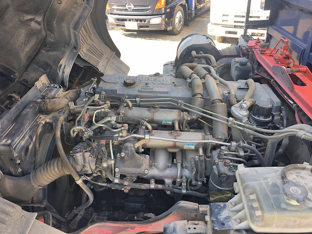 三菱ふそうスーパーグレートダンプ大型（10t）[写真26]