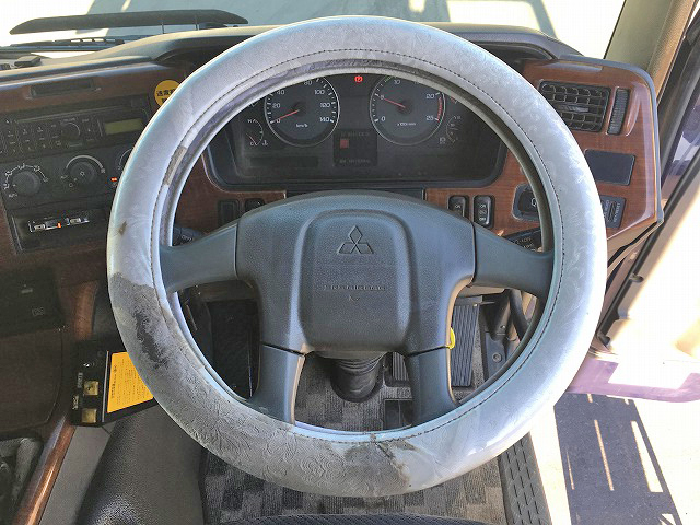 三菱ふそうスーパーグレートダンプ大型（10t）[写真37]