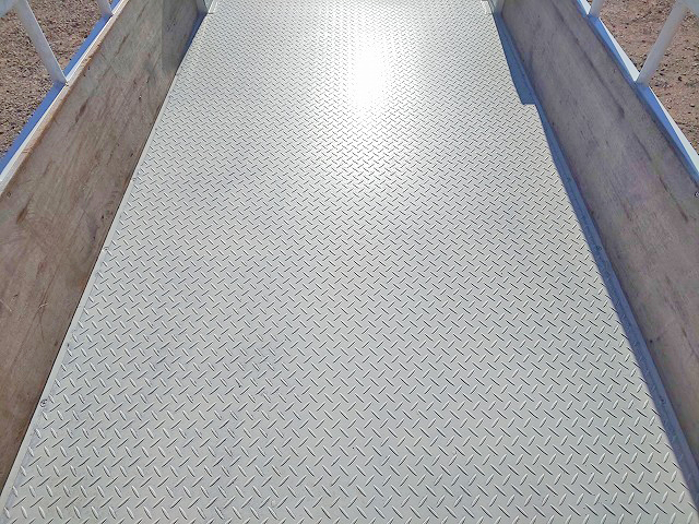 マツダタイタン平ボディ小型（2t・3t）[写真12]