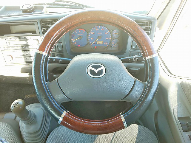 マツダタイタン平ボディ小型（2t・3t）[写真30]