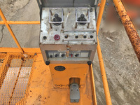 いすゞエルフ高所作業車小型（2t・3t）[写真10]