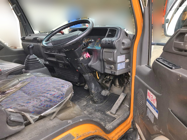 いすゞエルフ高所作業車小型（2t・3t）[写真22]