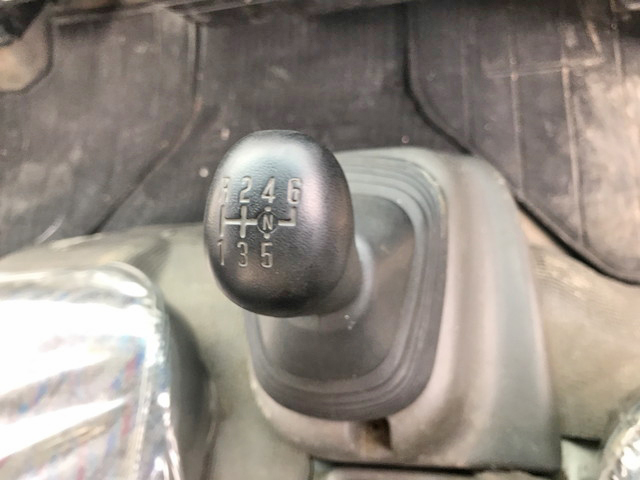 いすゞエルフ高所作業車小型（2t・3t）[写真26]