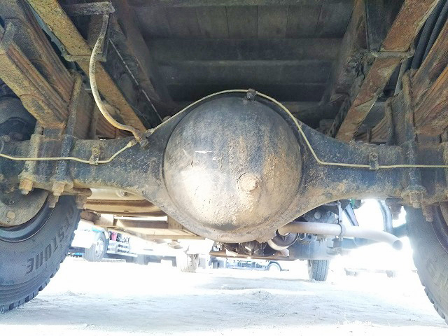 三菱ふそうファイタークレーン5段中型（4t）[写真23]