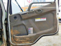 三菱ふそうファイタークレーン5段中型（4t）[写真28]