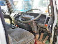 三菱ふそうファイタークレーン5段中型（4t）[写真32]