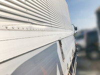 いすゞフォワードアルミウイング中型（4t）[写真03]