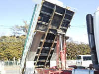 いすゞギガダンプ大型（10t）[写真17]