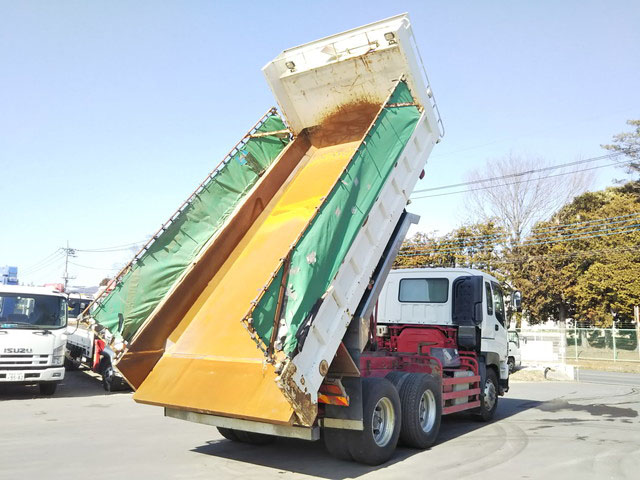 いすゞギガダンプ大型（10t）[写真02]