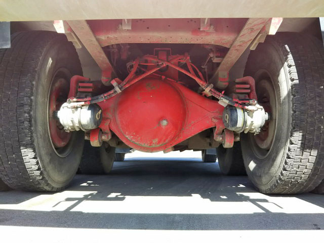 いすゞギガダンプ大型（10t）[写真24]