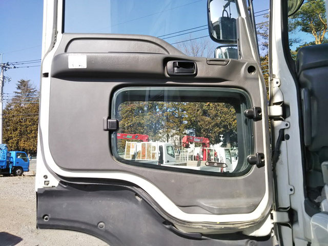 いすゞギガダンプ大型（10t）[写真26]