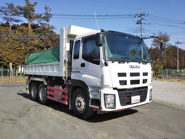 いすゞギガダンプ大型（10t）[写真03]