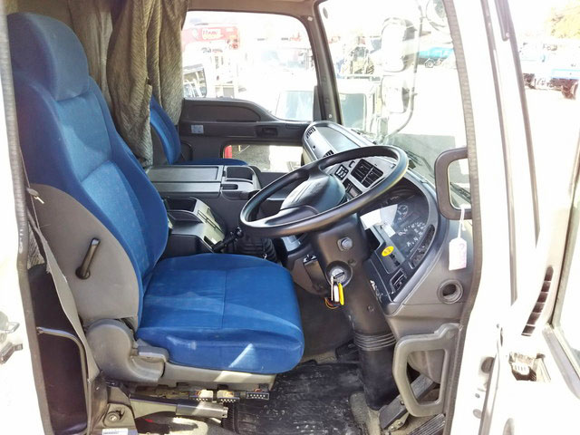 いすゞギガダンプ大型（10t）[写真32]