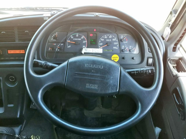 いすゞギガダンプ大型（10t）[写真34]