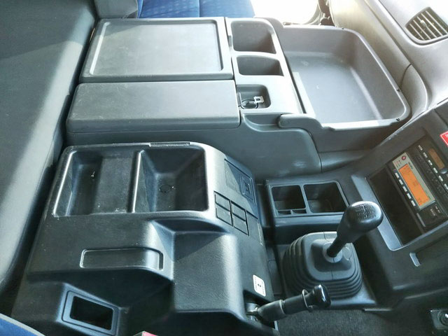 いすゞギガダンプ大型（10t）[写真36]