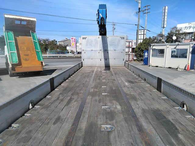 三菱ふそうスーパーグレートセルフクレーン3段大型（10t）[写真11]