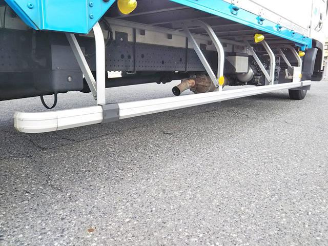 いすゞフォワードアルミウイング中型（4t）[写真20]