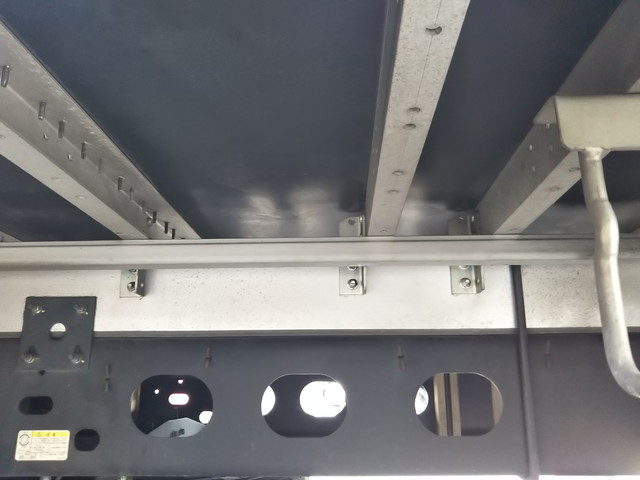 いすゞフォワードアルミウイング中型（4t）[写真22]