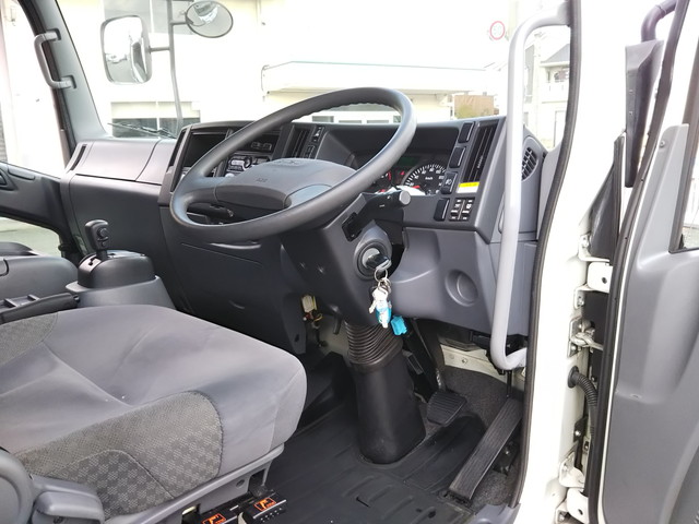 いすゞフォワードアルミウイング中型（4t）[写真29]