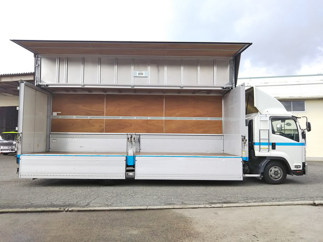 いすゞフォワードアルミウイング中型（4t）[写真08]