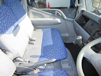 三菱ふそうキャンター冷凍車（冷蔵車）小型（2t・3t）[写真29]