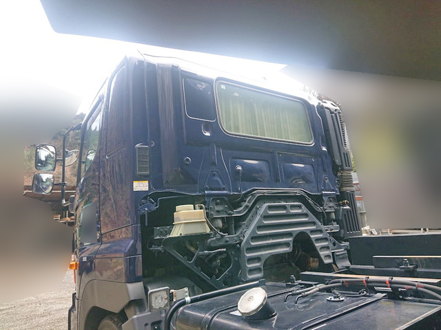 日野プロフィアダンプ大型（10t）[写真10]