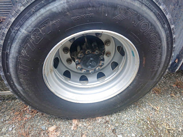 日野プロフィアダンプ大型（10t）[写真13]