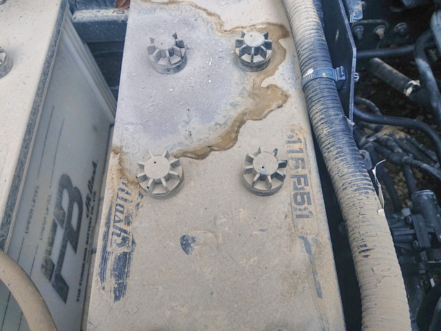 日野プロフィアダンプ大型（10t）[写真20]