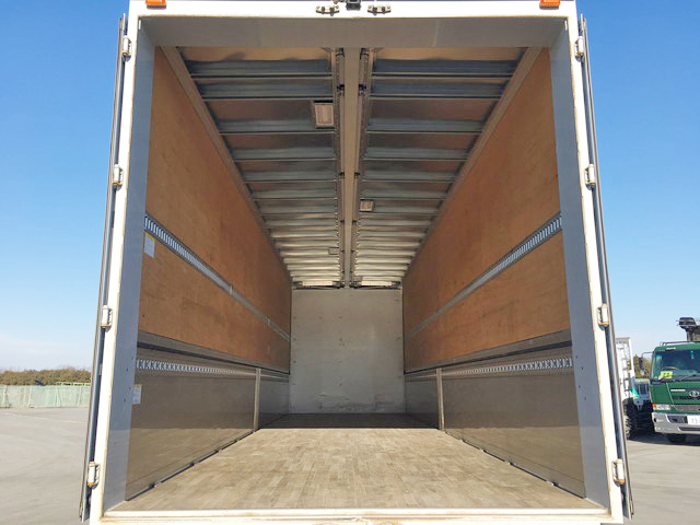 日野プロフィアアルミウイング大型（10t）[写真11]