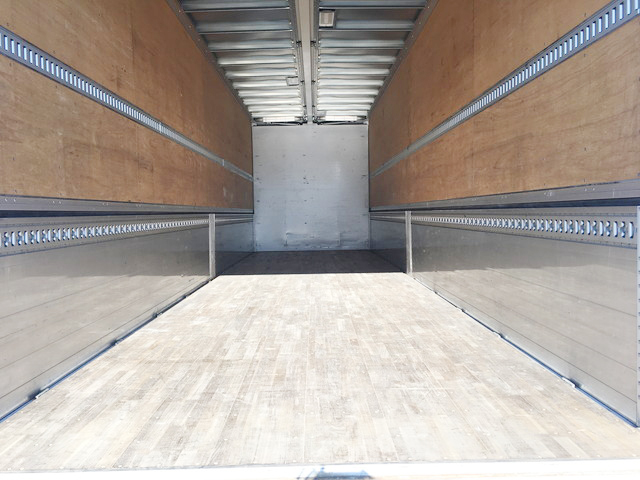 日野プロフィアアルミウイング大型（10t）[写真12]