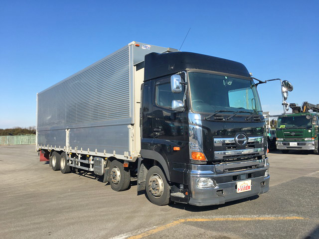 日野プロフィアアルミウイング大型（10t）[写真03]