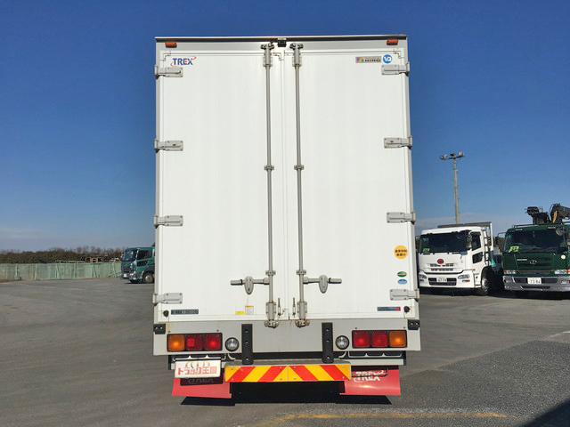 日野プロフィアアルミウイング大型（10t）[写真09]