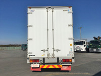 日野プロフィアアルミウイング大型（10t）[写真09]