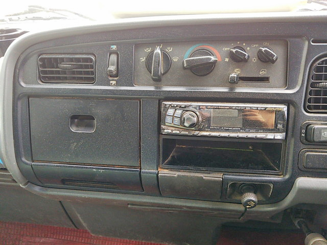 三菱ふそうキャンター深ダンプ（土砂禁ダンプ）小型（2t・3t）[写真34]