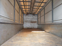 三菱ふそうファイター幌ウイング中型（4t）[写真05]