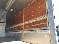 日野プロフィアアルミウイング大型（10t）[写真13]