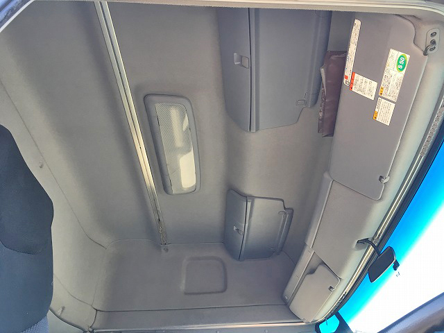 日野プロフィアアルミウイング大型（10t）[写真32]