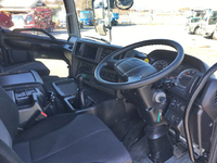 日野プロフィア冷蔵冷凍ウイング大型（10t）[写真28]