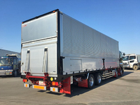 日野プロフィア冷蔵冷凍ウイング大型（10t）[写真02]