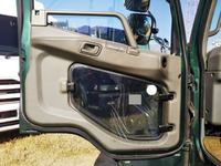 三菱ふそうファイターアルミウイング増トン（6t・8t）[写真24]