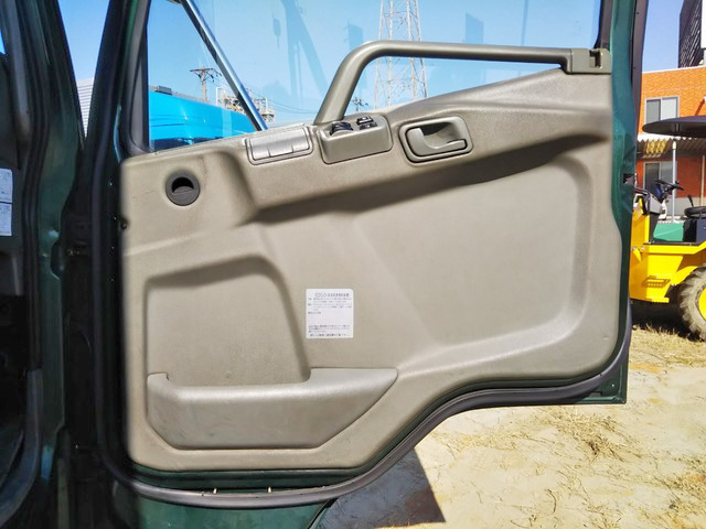 三菱ふそうファイターアルミウイング増トン（6t・8t）[写真25]