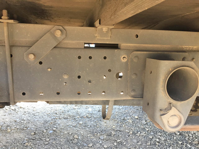 三菱ふそうキャンター平ボディ小型（2t・3t）[写真20]