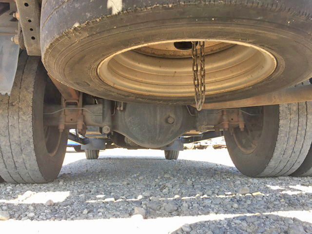 三菱ふそうキャンター平ボディ小型（2t・3t）[写真23]